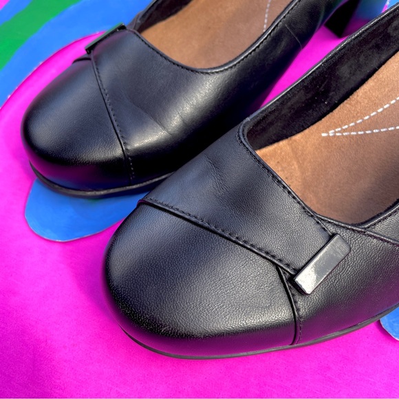 Clarks Black leather Rosalyn belle heels women’s size 8.5 - Picture 7 of 10